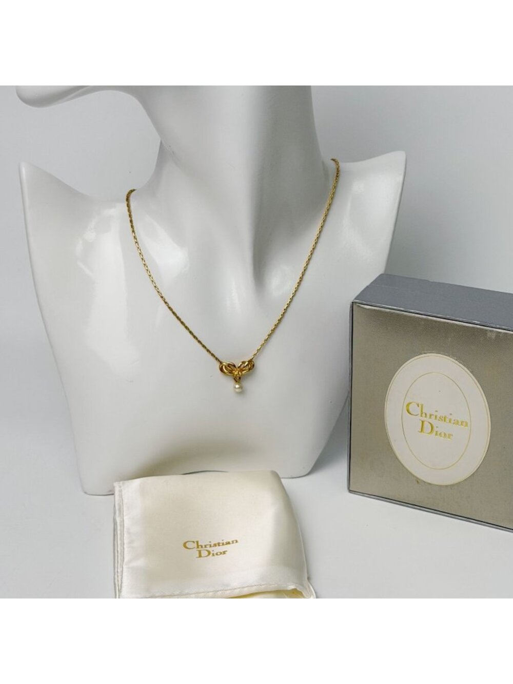 Dior Christa Ribbon Pearl Teardrop Necklace Plated Rhinestone Faux Gold Vintage